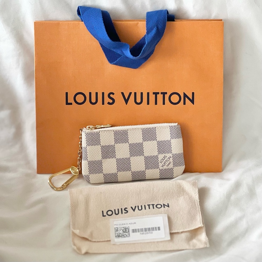 Louis Vuitton Key Pouch in Damier Azur BNWT (RARE) Gift Packaging